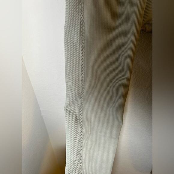 Aerie Olive Green Ribbed Leggings - Picture 3 of 4